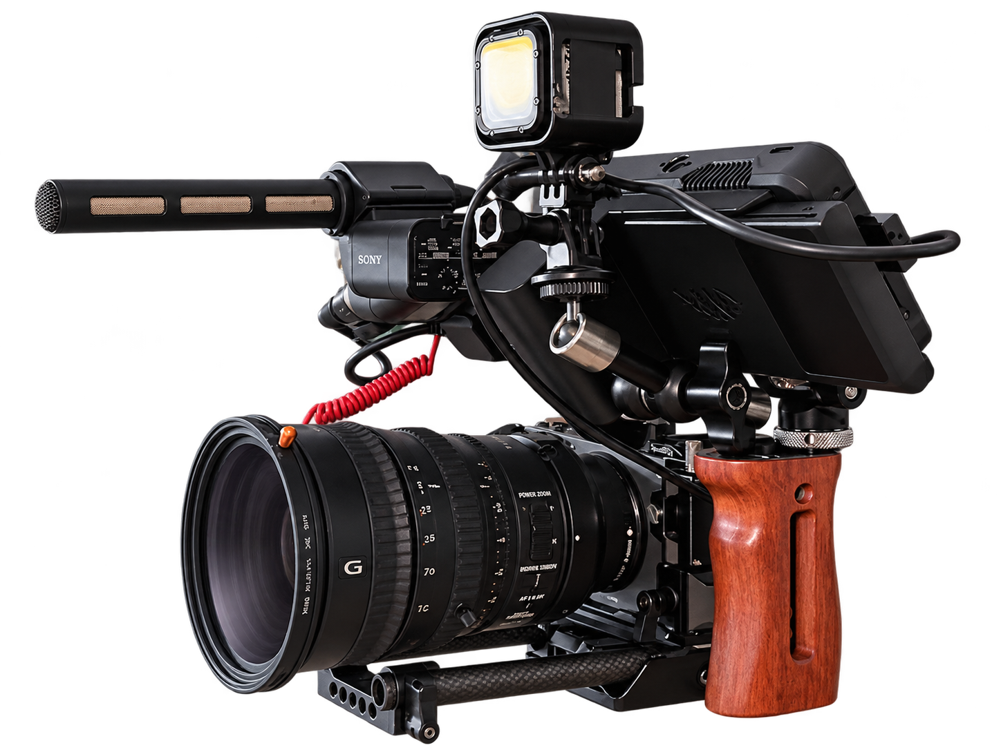 Saját Sony FX3 kamerarig 28–135 mm-es objektívvel